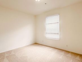 686 10Th St 6, Oakland CA 94607