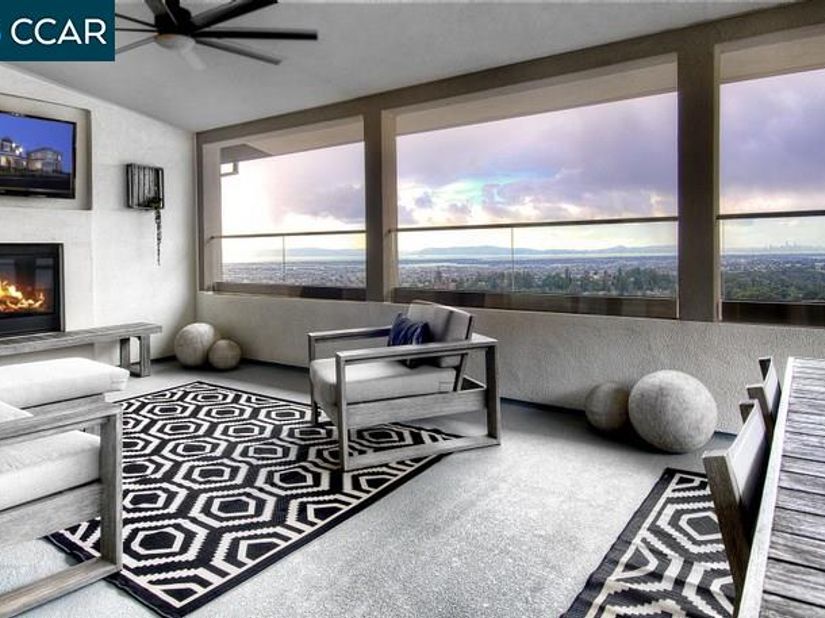 6797 Skyview Drive, Oakland, CA 94605 For Sale