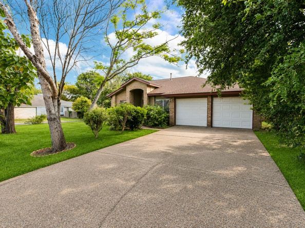 5611 Meadow CRST, Austin TX 78744