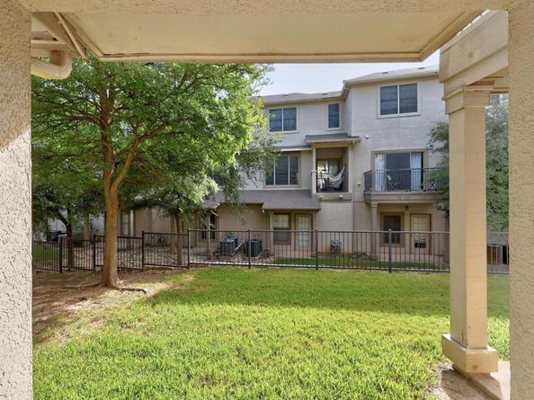 11203 Ranch Road 2222 1105, Austin TX 78730
