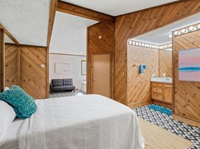 537 Venture BLVD S, Point Venture TX 78645
