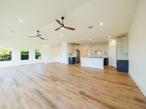 18716 W Lakeview DR, Jonestown TX 78645