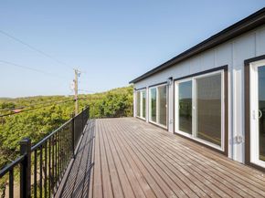 18716 W Lakeview DR, Jonestown TX 78645