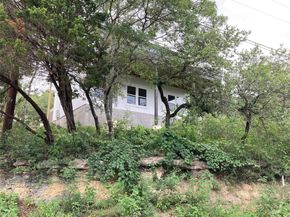 18716 W Lakeview DR, Jonestown TX 78645