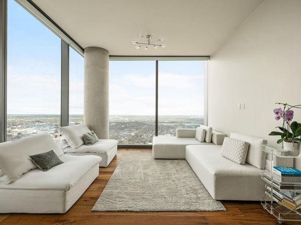 44 East Ave 4104, Austin TX 78701