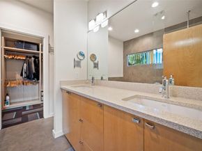 1411 E 2nd ST B2, Austin TX 78702