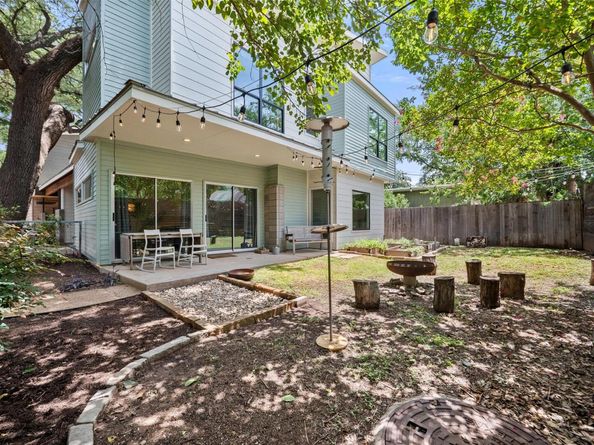 1411 E 2nd ST B2, Austin TX 78702