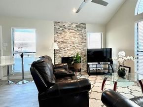 2902 Cole ST 311, Austin TX 78705