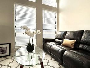 2902 Cole ST 311, Austin TX 78705