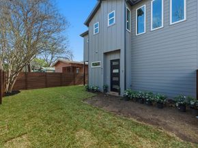 911 Calle Limon 1, Austin TX 78702