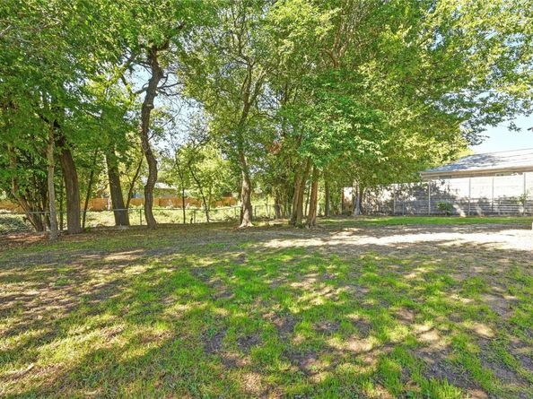 5600 Delwood DR, Austin TX 78723