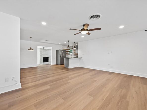 5600 Delwood DR, Austin TX 78723