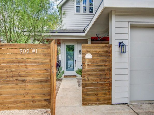 902 Plateau CIR 1, Austin TX 78745