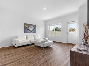 432 Wolf Springs RD, Georgetown TX 78628