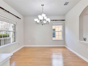 7537 S Glenn ST, Austin TX 78744