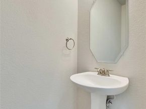 7537 S Glenn ST, Austin TX 78744