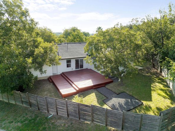 6210 Hyside DR, Austin TX 78723