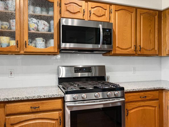 17509 Klamath Falls DR, Round Rock TX 78681