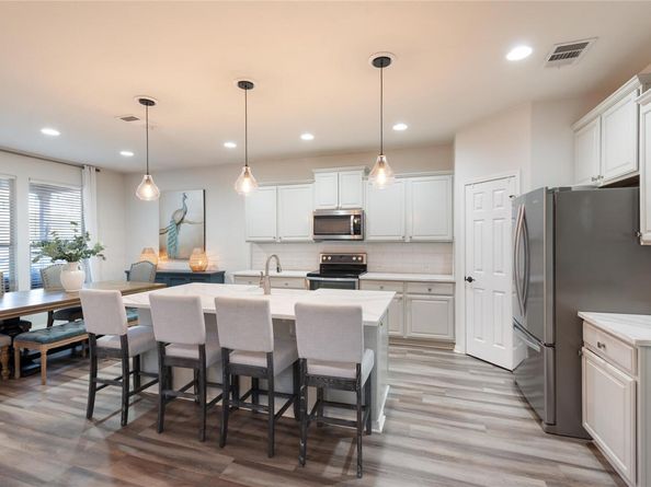 10144 Wading Pool PATH, Austin TX 78748