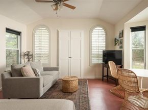 5207 Valley Oak DR, Austin TX 78731