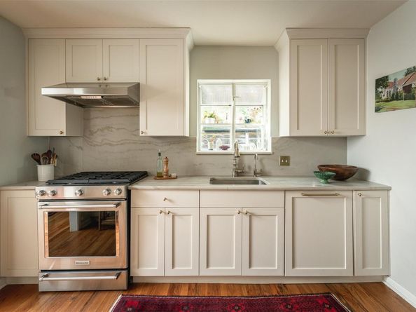 5207 Valley Oak DR, Austin TX 78731