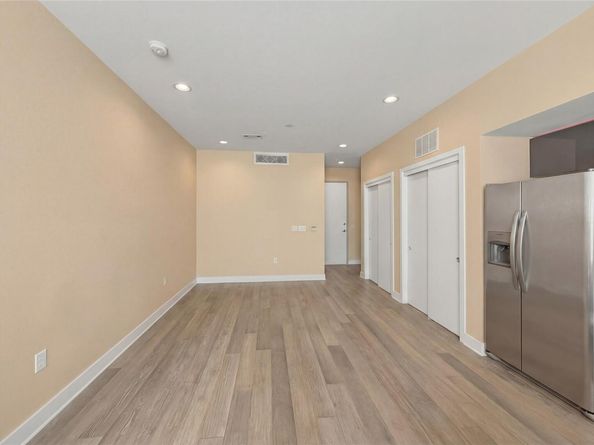 1800 E 4th ST 223, Austin TX 78702