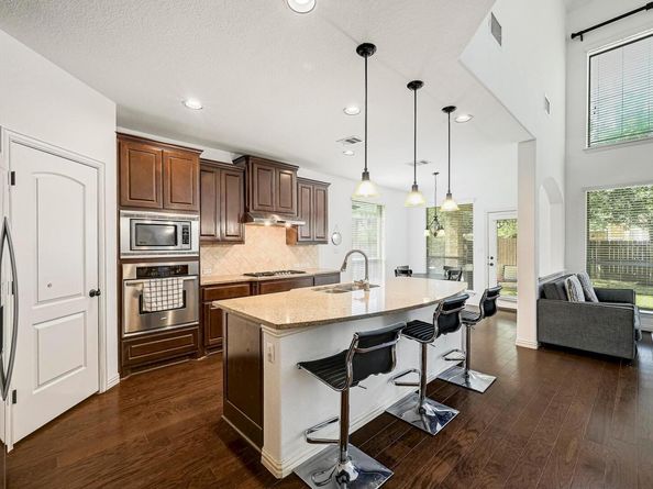 2229 Turtle Mountain BND, Austin TX 78748