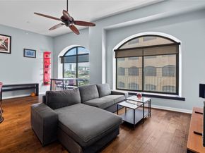 507 Sabine ST 509, Austin TX 78701