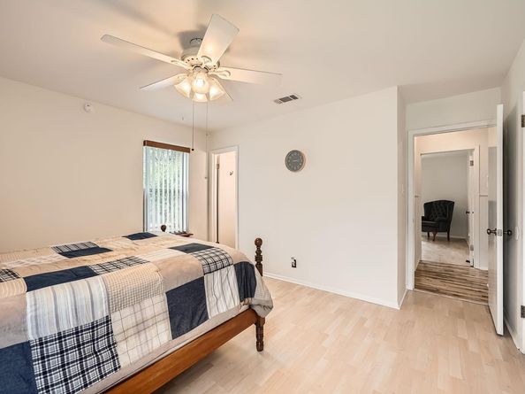 914 Hermitage DR, Austin TX 78753
