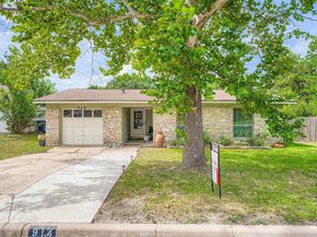 914 Hermitage DR, Austin TX 78753