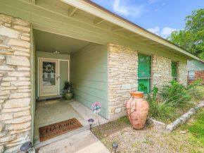 914 Hermitage DR, Austin TX 78753