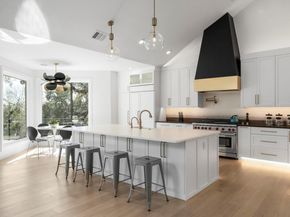 701 Furlong DR, Austin TX 78746