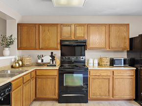 5705 Viewpoint DR, Austin TX 78744