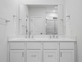 15604 Ellinger DR, Austin TX 78728