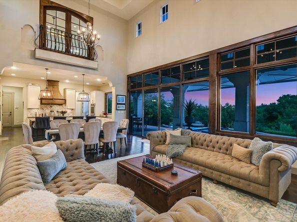 4127 Lago Viento DR, Austin TX 78734