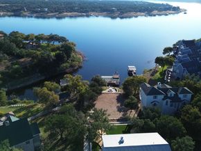 909 Cat Hollow Club DR, Spicewood TX 78669