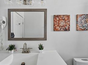 7706 Delafield LN, Austin TX 78752