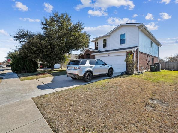 408 Glen Valley LN, Leander TX 78641