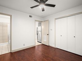 1010 W 23rd ST 3, Austin TX 78705