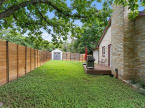 7501 Lakewood DR, Austin TX 78750