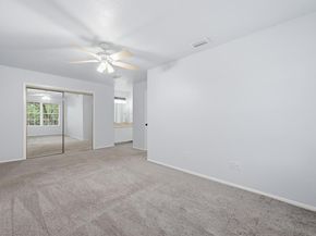 1015 E Yager LN 27, Austin TX 78753