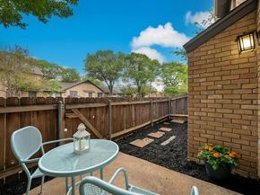 1015 E Yager LN 27, Austin TX 78753