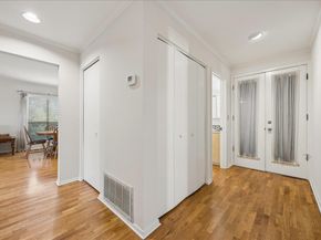 409 E 38th ST 302, Austin TX 78705