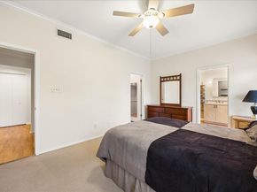 409 E 38th ST 302, Austin TX 78705