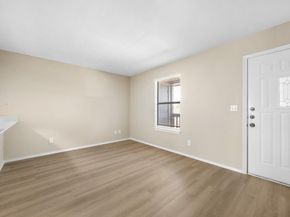 3012 Whisper Oaks LN J, Georgetown TX 78628