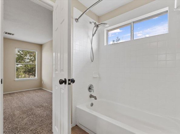 1612 Rossport BND, Leander TX 78641