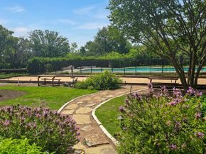 6806 Winterberry DR, Austin TX 78750