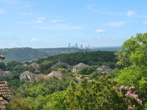 6806 Winterberry DR, Austin TX 78750