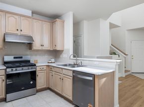 2100 Pipers Field DR 30, Austin TX 78758