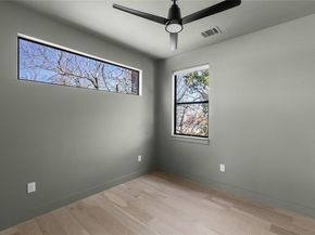 2804 E 22nd ST B, Austin TX 78722